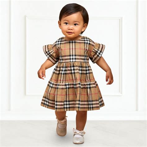 burberry jurkje baby|burberry newborn.